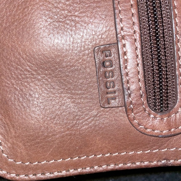 Fossil crossbody bag 💼 - Picture 6 of 7